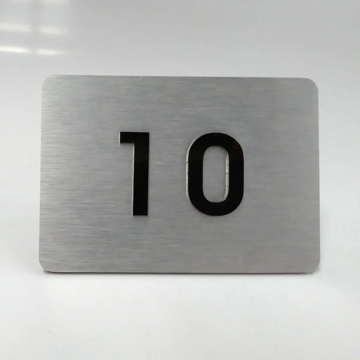 Placa de apartamento em aço inox escovado com 2 números - imagem 3