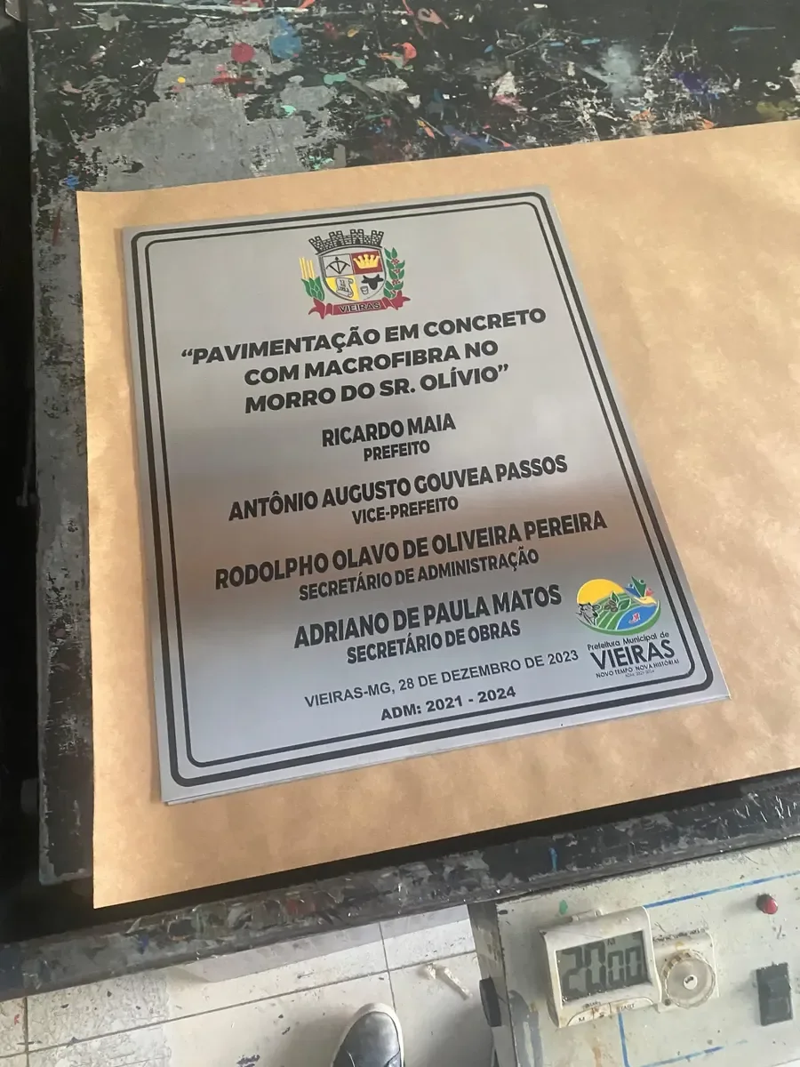 Placa de Inauguração em Inox Baixo Relevo 25x40 cm - Placas de Inauguração Visual Sete - imagem 6